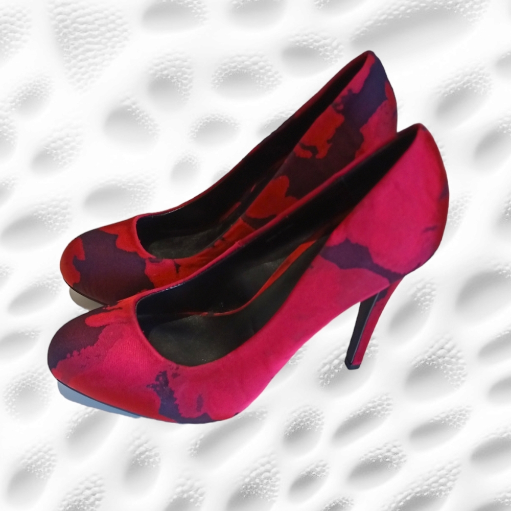 Le Château Women's Stiletto Heel Satin Pumps Red - Picture 9 of 16